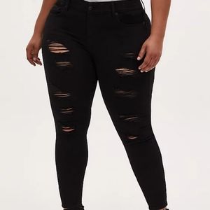 Torrid Bombshell Skinny jeans